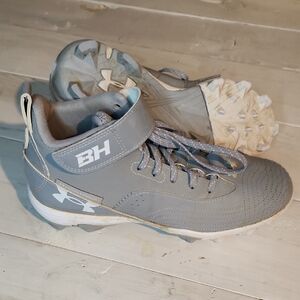 Under Armour Gray and White High-Top Cleats